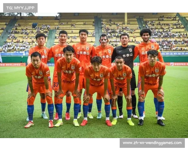 中超后腰球员位置解析及技术特点深度剖析