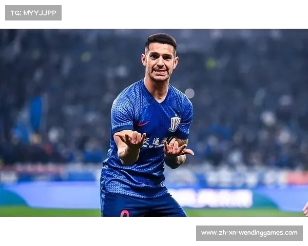 申花三镇前锋未能发光 新赛季上港中心奋起直追稳固阵脚