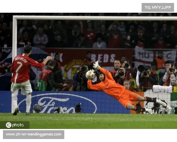 2038年世界杯回顾 被点球击败的门将无奈落泪的瞬间